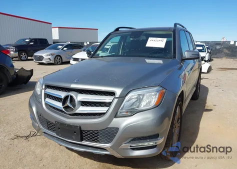 2015 Mercedes-Benz Glk 350 4Matic z USA, uszkodzony, nr VIN WDCGG8JB7FG394230